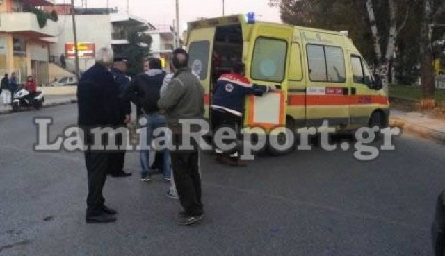 Τραυματίστηκε 19χρονη Λαμιώτισσα με μηχανή στη Λ. Καλυβίων