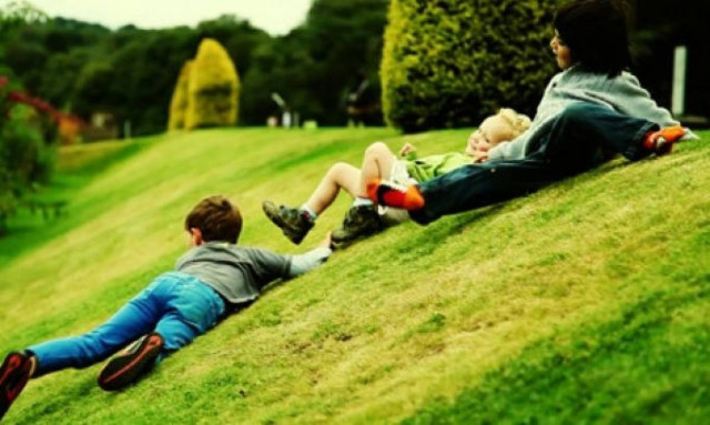 Μάθετε στα παιδιά σας το Χριστουγεννιάτικο παιχνίδι της Ηπείρου