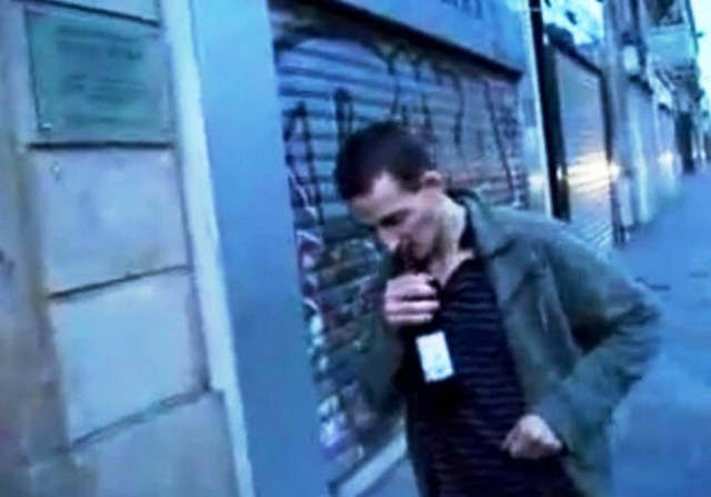 Δεν έχεις ανοιχτήρι για το κρασί; Κανένα πρόβλημα! (βίντεο)