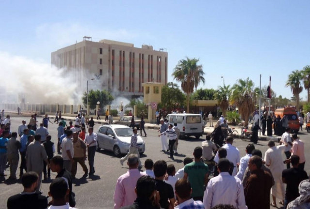 Έκρηξη με νεκρούς και τραυματίες σε αστυνομικό κτίριο στην Αίγυπτο