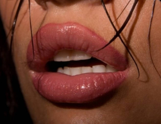 Καυτή... ανασκόπηση! Αυτά είναι τα 10 top θέματα sex για το 2013