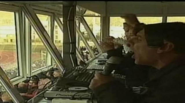 Δεν υπάρχει: Νέο «σόου» από τον σπίκερ της Καλαμάτας - Δείτε το βίντεο