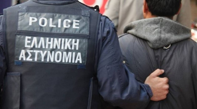 Ηγουμενίτσα: Έκρυβε μέσα στο φορτηγό παράνομους μετανάστες