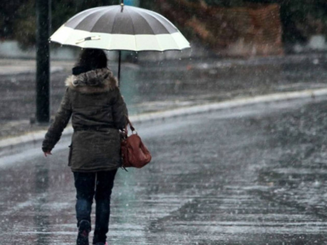 Στο έλεος της κακοκαιρίας η χώρα