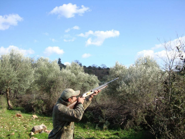 Κυνηγός τραυματίστηκε σοβαρά από το όπλο του