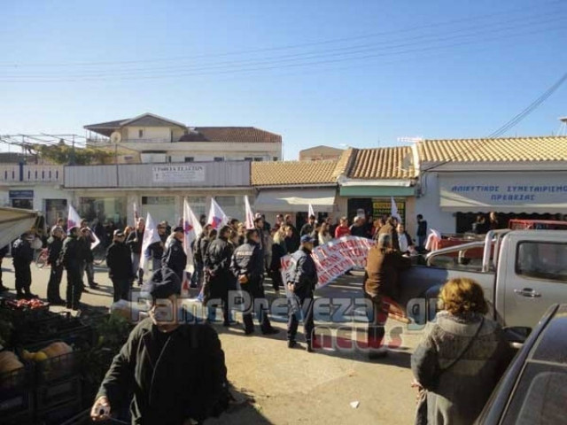 Επί ποδός η ΕΛ.ΑΣ. στην Πρέβεζα για το άνοιγμα των γραφείων της Χ.Α.