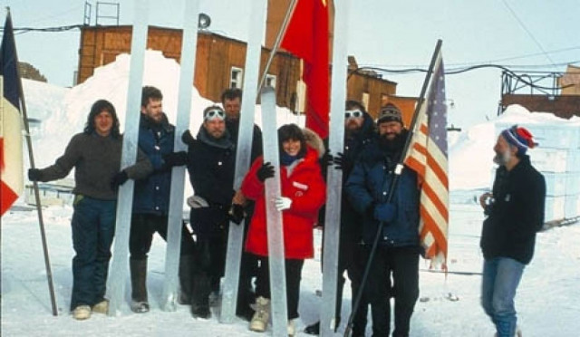 Ανταρκτική: Διάτρηση προς τη λίμνη Βοστόκ