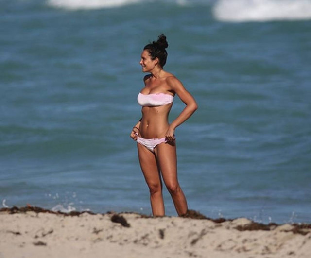 H σέξι Nicole Minetti που αναστατώνει την Ιταλία