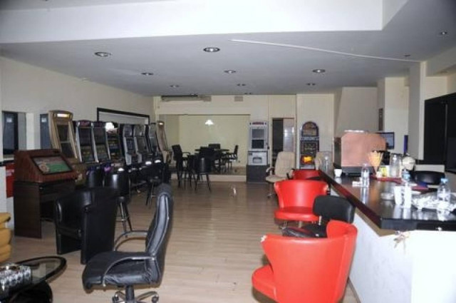 Εντοπίστηκε κατάστημα με παράνομα τυχερά παιχνίδια