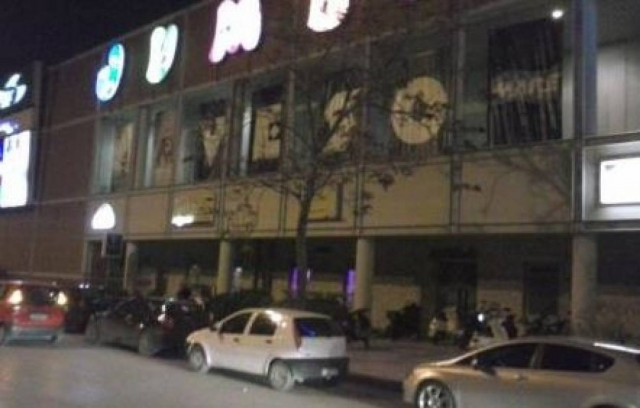 Μπήκαν με Καλάσνικοφ σε κατάστημα παιχνιδιών στην Πάτρα