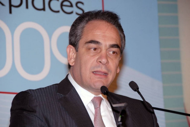 Μίχαλος: Ορόσημο για την επιστροφή στην ανάπτυξη το 2014