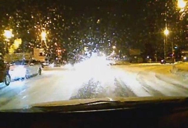 Το τροχαίο «ανοίχτε δρόμο να περάσω» (βίντεο)