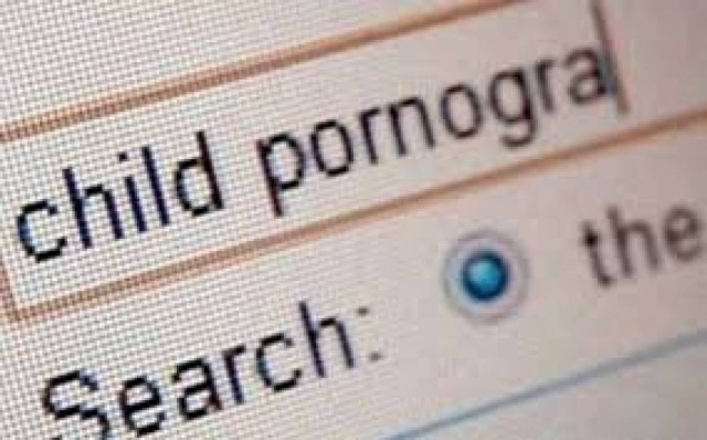 Δείτε τον 53χρονο που συνελήφθη ενώ «κατέβαζε» παιδική πορνογραφία