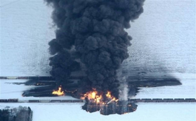 Bίντεο: Σύγκρουση τρένων στις ΗΠΑ