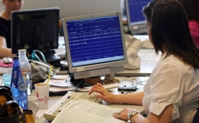 Για ποιες συναλλαγές μένουν ανοιχτές οι εφορίες Πέμπτη και Παρασκευή