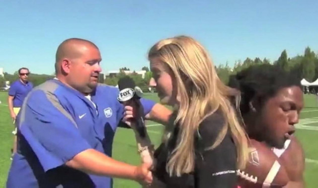 Δημοσιογραφικά bloopers - Αυτή είναι η κορυφαία συλλογή του 2013!(vid)