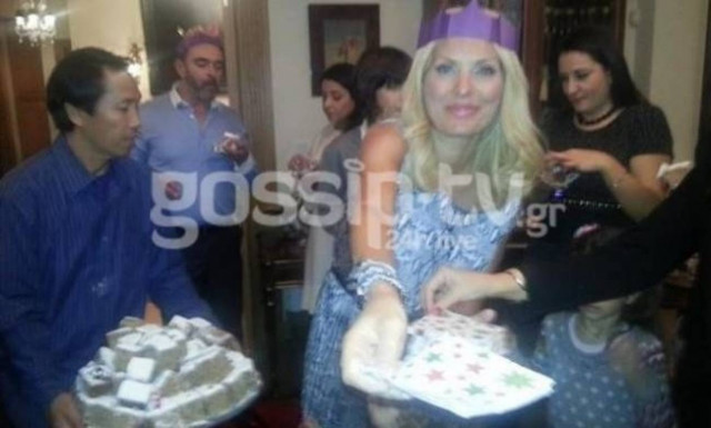 Δείτε με ποιους έκανε Πρωτοχρονιά η Ελένη Μενεγάκη