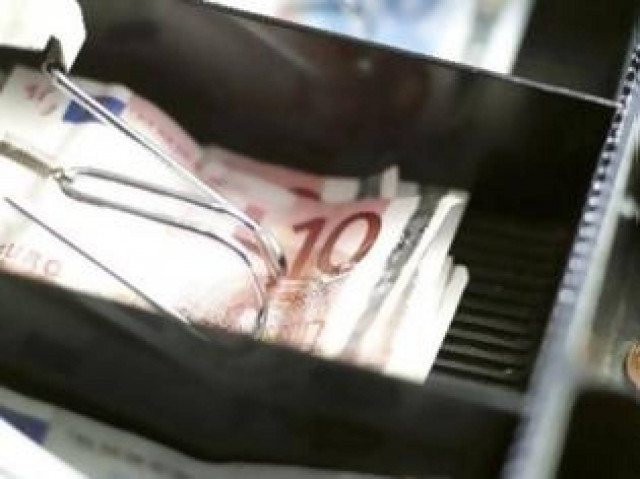 Ανήλικη …μπούκαρε και έκλεψε από αρτοποιείο στην Καρδίτσα 280 ευρώ