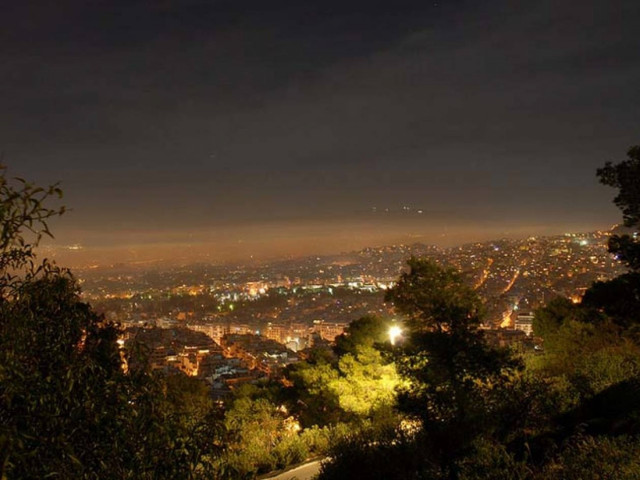 Η αιθαλομίχλη έπνιξε ξανά την Αττική