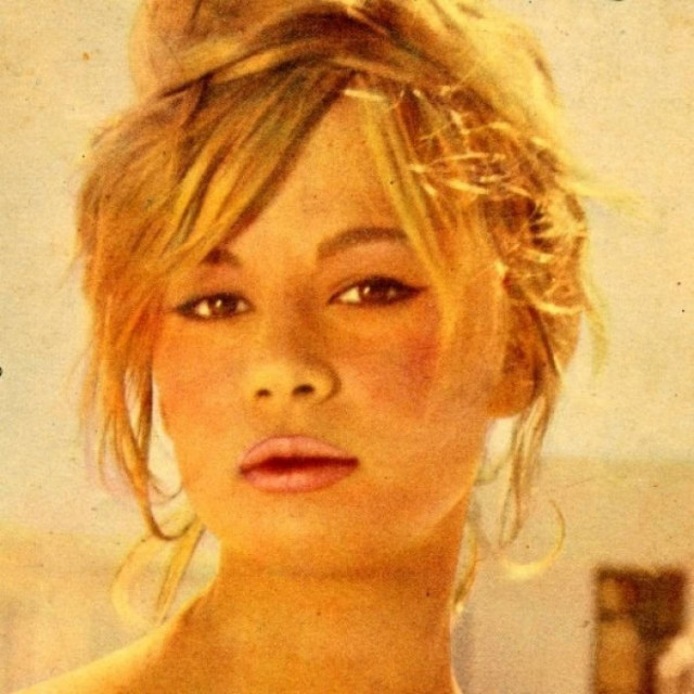 Όταν η Αλίκη έπεσε στην θάλασσα να πιάσει τον Σταυρό