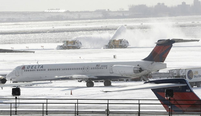 Ακυρώνονται οι πτήσεις των αμερικανικών αεροδρομίων