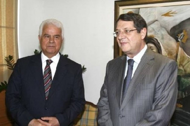 Διαψεύδεται η πρόσκληση του Μπαν Κι-μουν σε Αναστασιάδη-Έρογλου