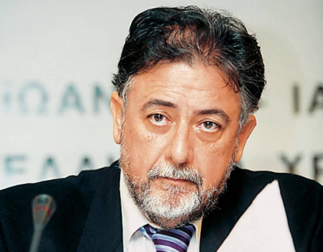 Πανούσης: Έξω από το θεσμικό πλαίσιο το να μη δώσεις σε κάποιον άδεια