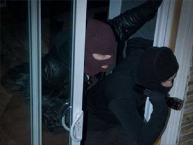 Κρήτη: Εφιαλτικές ώρες στα χέρια ενόπλων