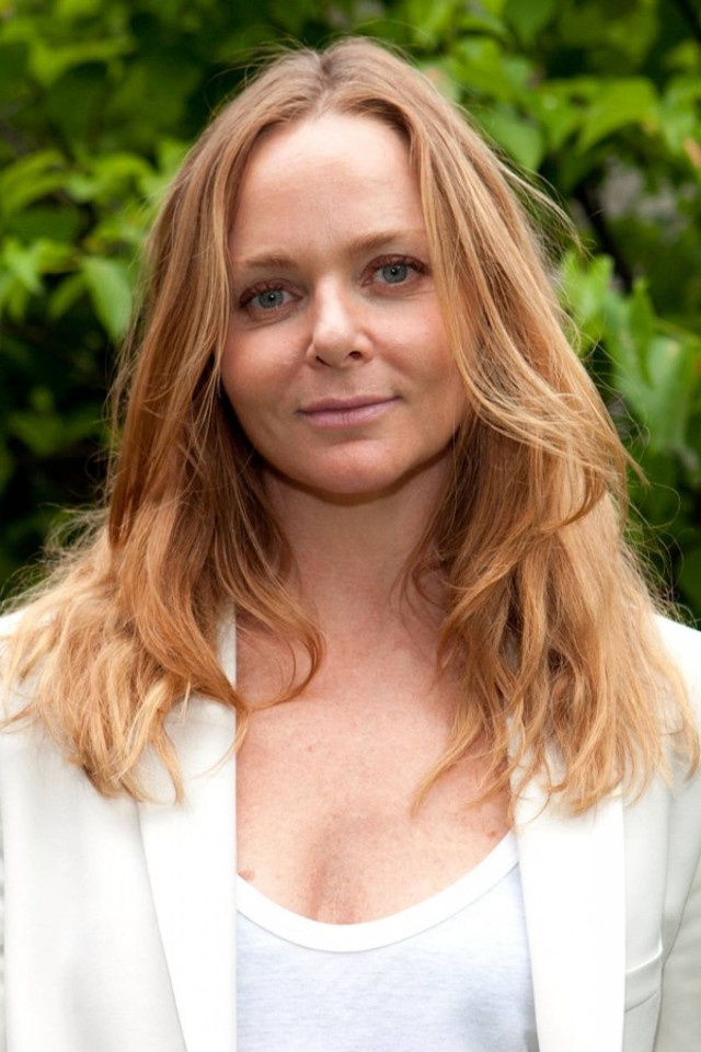 Η Στέλλα ΜακΚάρτνει υμνεί τα μάρμαρα του Παρθενώνα