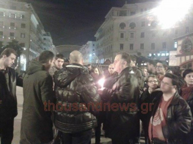 Θεσσαλονίκη: Άναψαν κεριά διαμαρτυρίας κατά της αιθαλομίχλης (vid)