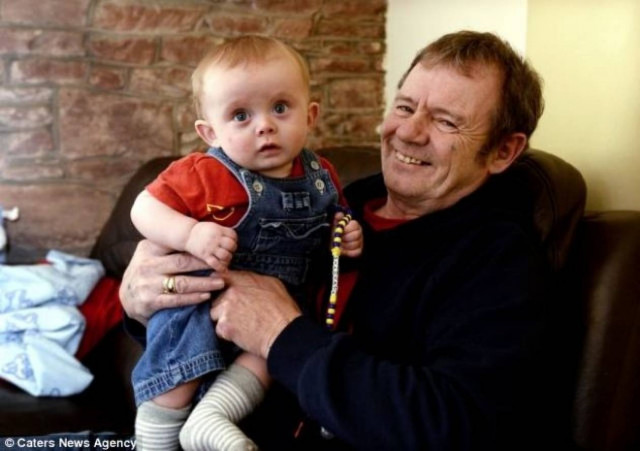 Δικαστής ελευθέρωσε έμπορο ναρκωτικών για να μεγαλώσει τα παιδιά του!