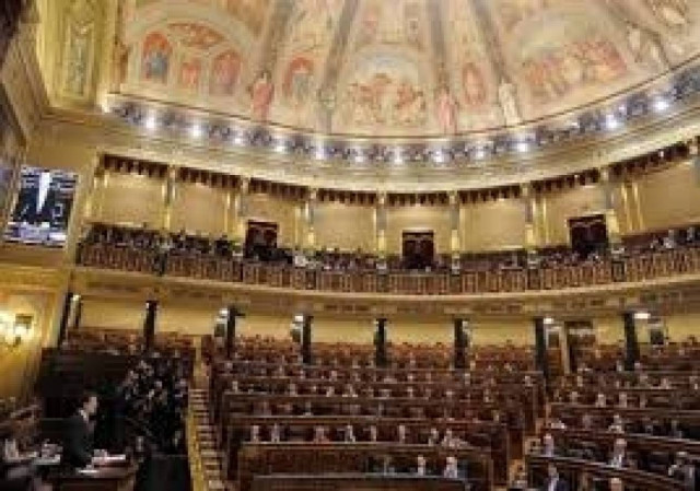 Ισπανία: Προβάδισμα για τους Σοσιαλιστές δίνει νέα δημοσκόπηση