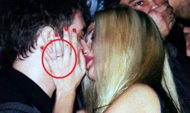 Μακρυπούλια-Χατζηγιάννης: Το μονόπετρο που φουντώνει τις φήμες!