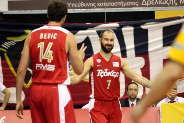 Ολυμπιακός: Νίκη βάλσαμο στη Νέα Σμύρνη