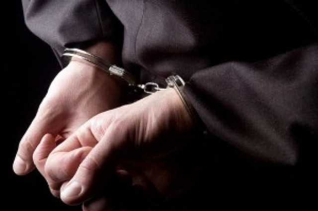 Σύλληψη για χρέη στο δημόσιο