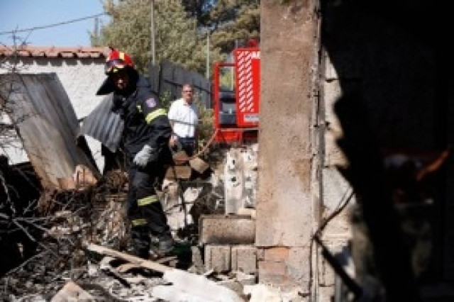 Στο νοσοκομείο πατέρας και 3 μικρά παιδιά από έκρηξη φιάλης υγραερίου