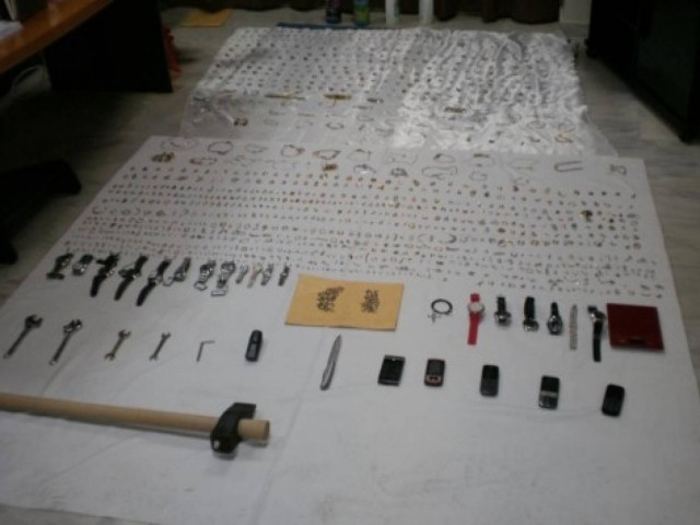 Αλλοδαποί είχαν κάνει το σπίτι τους... κοσμηματοπωλείο