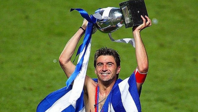 Σε κέρινο ομοίωμα ο Ζαγοράκης (photos)