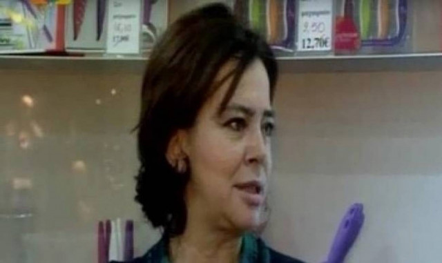 Ελένη Κούρκουλα: «Πουλάω σκούπες»