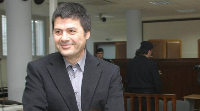 Εικασίες πως ρουχισμός XΧL που εκπλάπη ήταν για τον Ξηρό