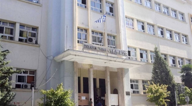 Θεσσαλονίκη: Φάρσα το τηλεφώνημα για βόμβα στο ΕΠΑΛ Ευκλείδη