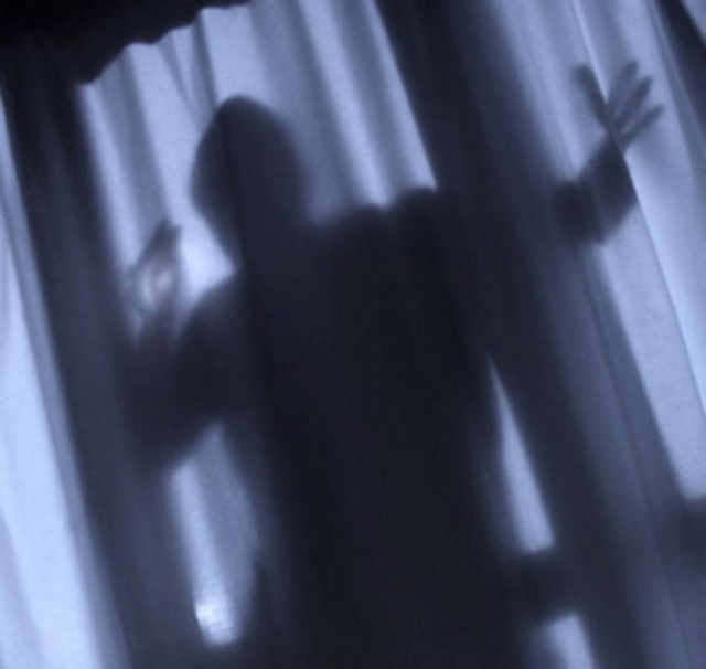 Φθιώτιδα: Δεν πήραν μόνο χρήματα και κινητά, αλλά και το ράσο του παπά