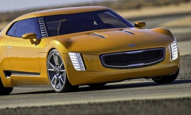KIA GT4 STINGER: Πύραυλος