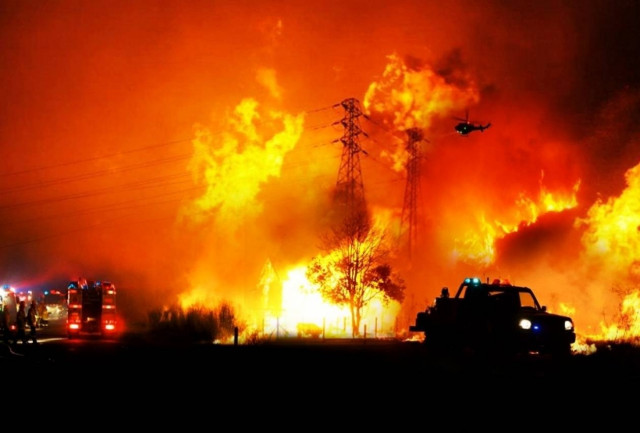 Πυρκαγιές σαρώνουν αρκετές περιοχές της Αυστραλίας