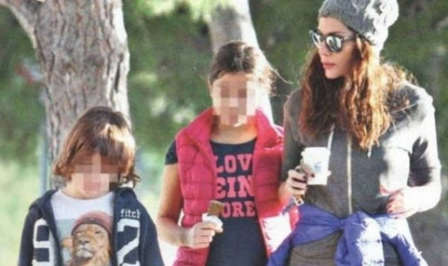 Δέσποινα Βανδή: Για παγωτό με τα παιδιά της! (εικόνες)