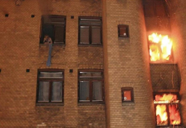 Πυρκαγιά κατέστρεψε 23 κτίρια στη Νορβηγία