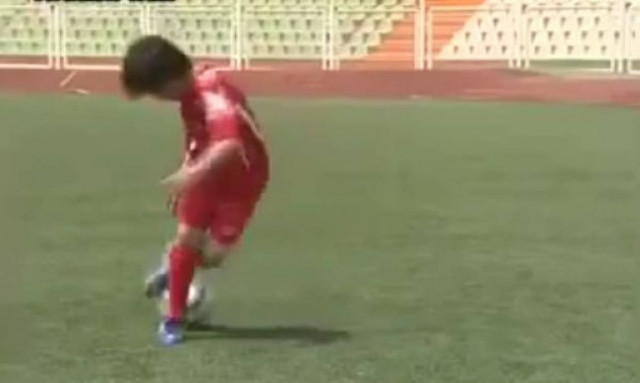 Είναι αυτός ο εννιάχρονος ο επόμενος Μέσι; (βίντεο)