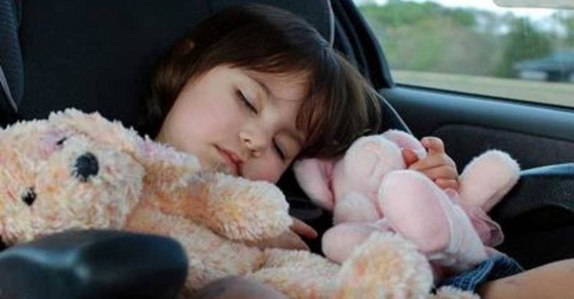 Για να μην ξεχνιούνται παιδιά στο αυτοκίνητο