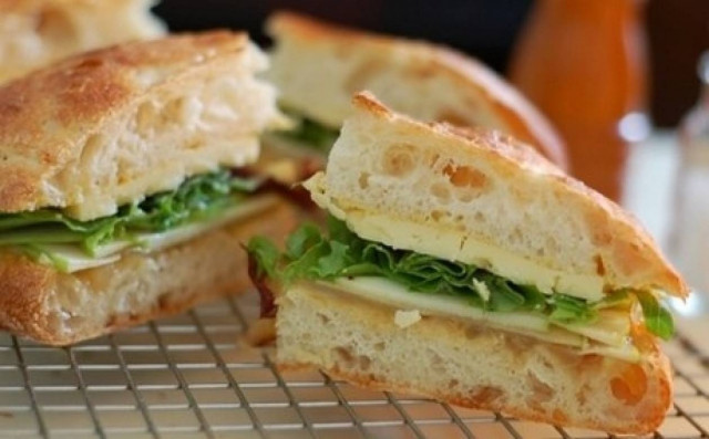 Δωρεάν γεύμα για μαθητές σε 290 δημοτικά σχολεία