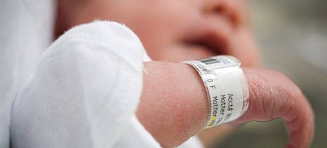 Κρήτη: Το μωρό δεν το έφερε ο... πελαργός!